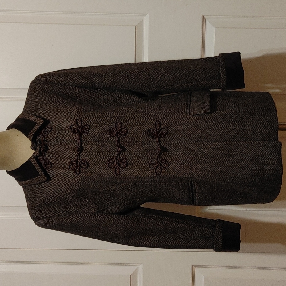 Mandarin Jacket with frog closure